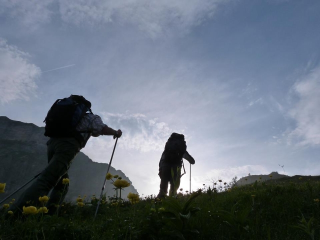  Caminando en alta cerro 
